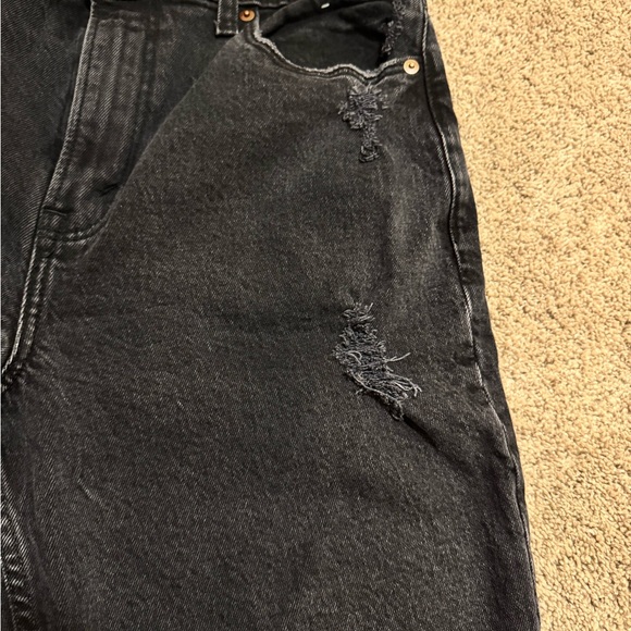 Abercrombie Curve Love 90s Straight Ultra High Rise 29/8 Ripped Black Jeans - Picture 13 of 14